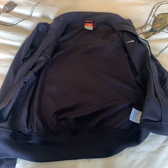 Nike jacket - Picture 7 of 8